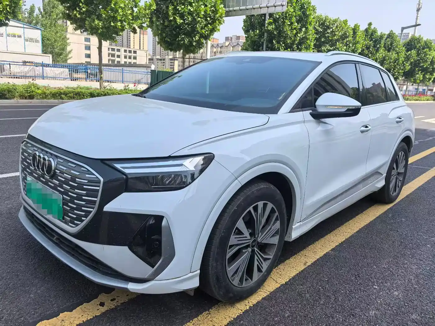 Audi Q4 e-tron 2024 40 e-tron Pioneer Edition
