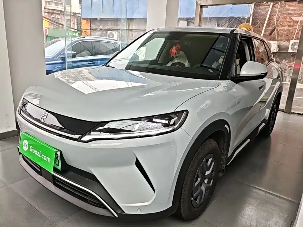 BYD Yuan UP 2025 Model 301KM Navigator