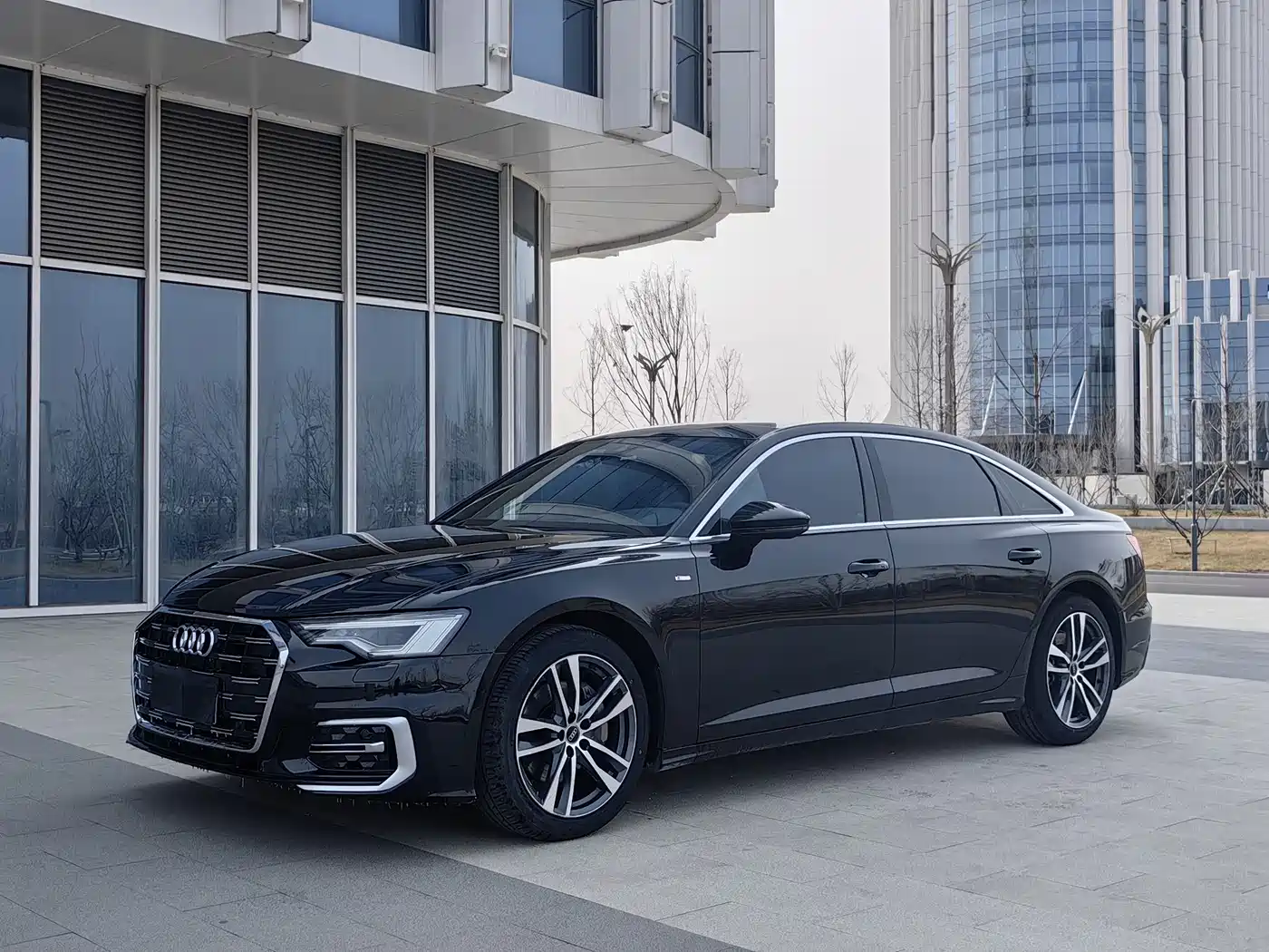Audi A6L 2022 40 TFSI Luxury Dynamic