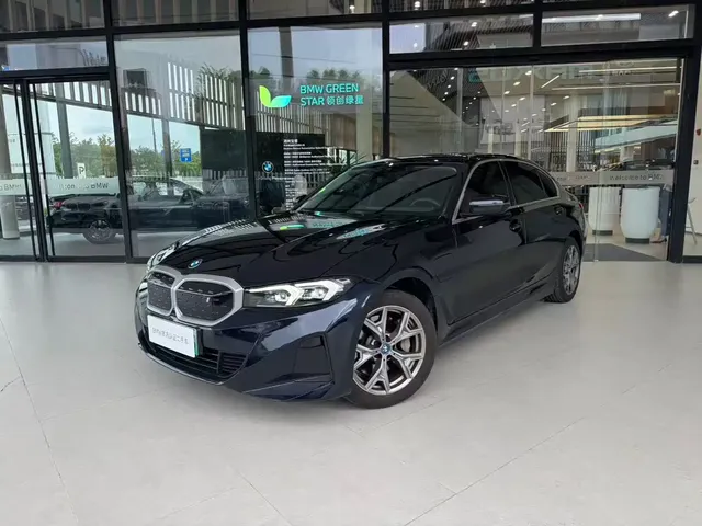 BMW i3 2024 eDrive 35 L