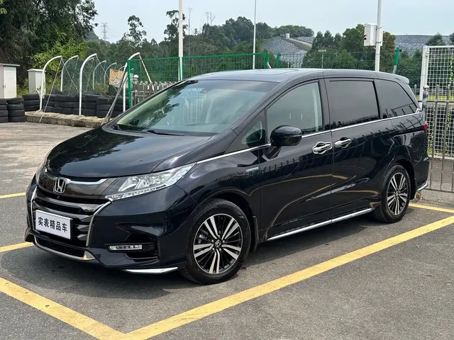 Honda Odyssey 2021 2.0L Sharp Ultimate Edition