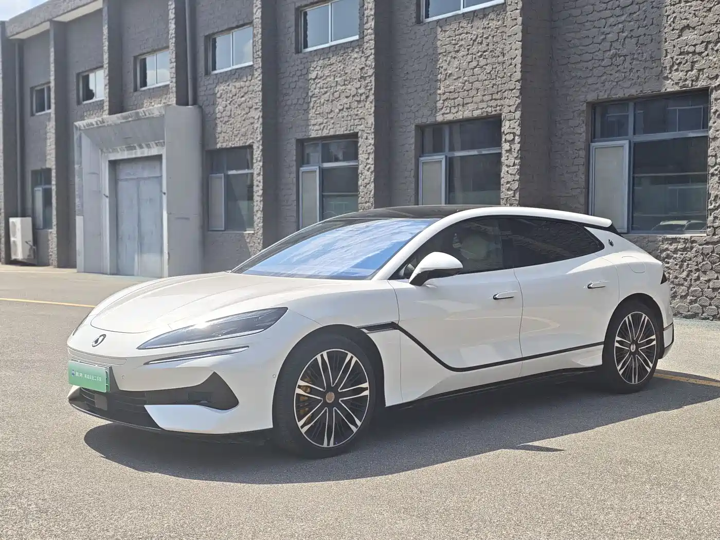 Denza Z9GT 2024 1100 AWD Ultra Edition