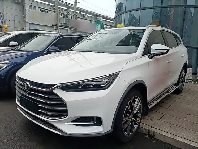 BYD Tang 2018 2.0T Automatic Smart Connection Honor Edition 7-Seater China V