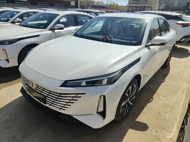 Changan Eado 2025 Blue Whale 1.5T 500Bar Premium