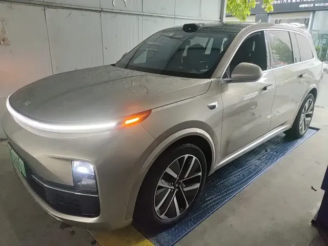 Li Auto Li Xiang L9 2022 Max