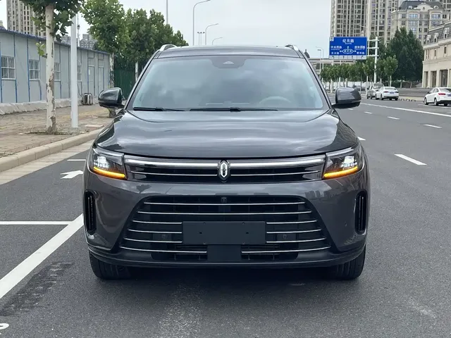 AITO Wenjie AITO M7 2024 1.5T AWD Plus 5-Seater