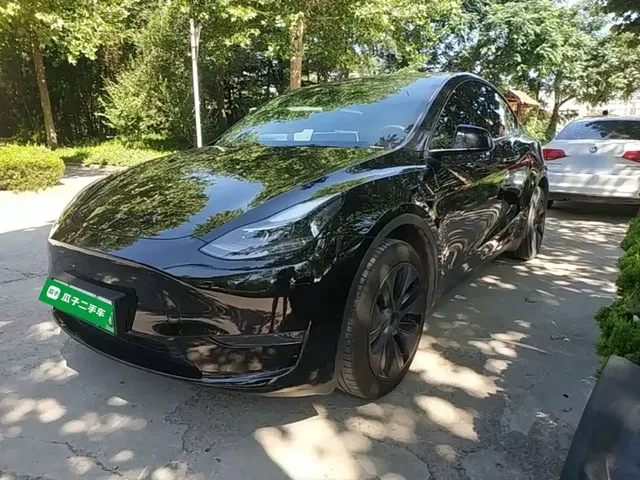 Tesla Model Y 2024 Long Range AWD
