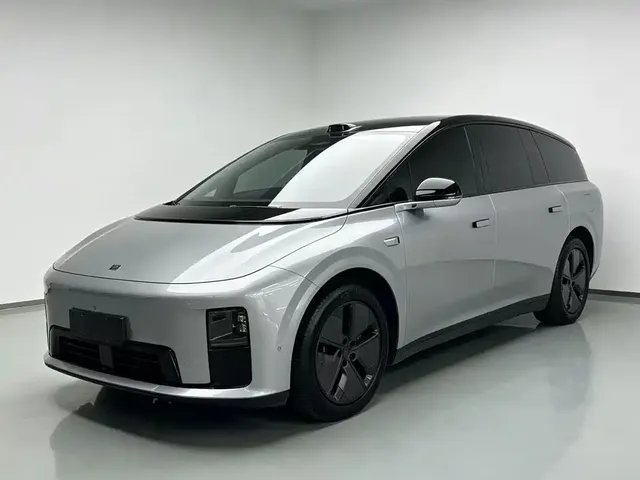 Li Auto Li i8 2025 Standard Edition