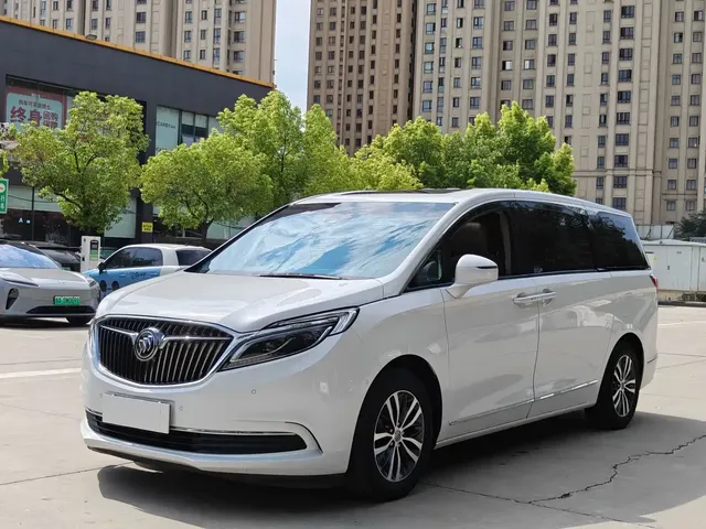 Buick GL8 2017 ES 28T Flagship China V