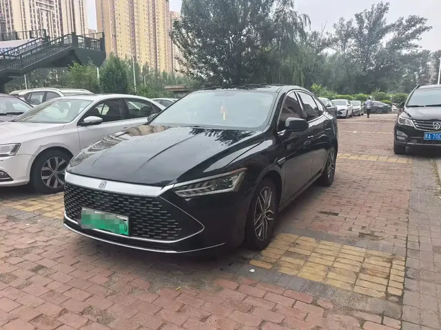 BYD Qin PLUS 2023 Champion Edition DM-i 120KM Surpassing Type