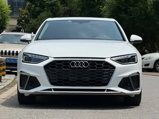 Audi A4L 2020 40 TFSI Fashion Dynamic Edition