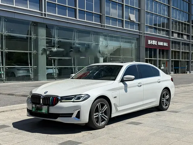 BMW 5 Series New Energy 2022 Facelift 535Le Luxury Package
