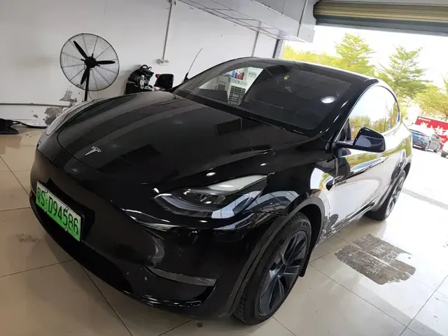 Tesla Model Y 2024 Long Range AWD