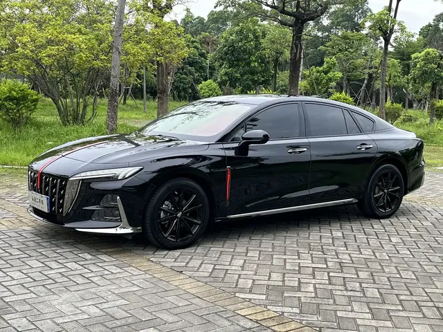 Hongqi H6 2023 2.0T Premium Edition