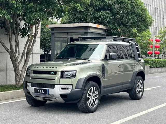 Land Rover Defender 2024 110 3.0T P400 Dark Special Edition