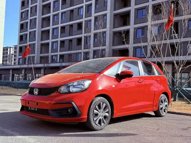 Honda Fit 2022 1.5L CVT Trend Sunroof Edition