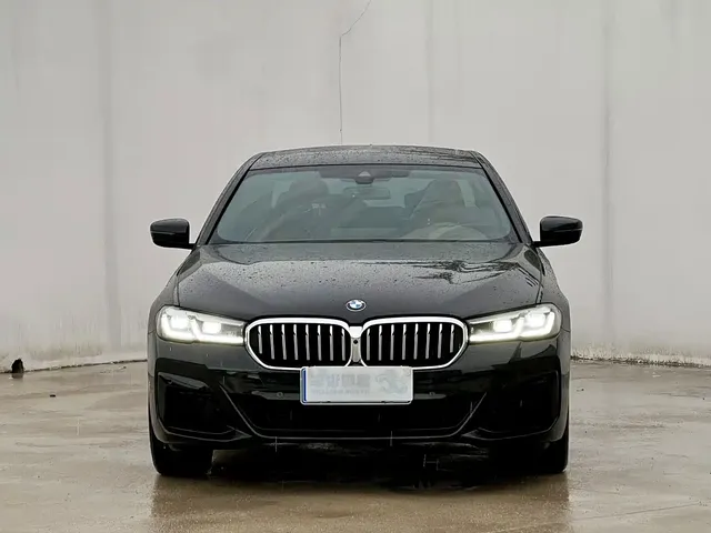 BMW 5 Series 2022 Facelift 530Li Leading M Sport Package