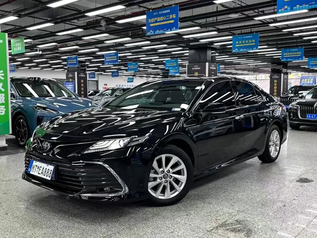 Toyota Camry 2023 2.0G Luxury Edition