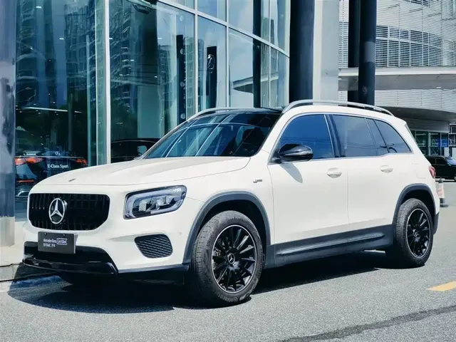 Mercedes-Benz GLB 2022 Model GLB 200 Fashion Edition