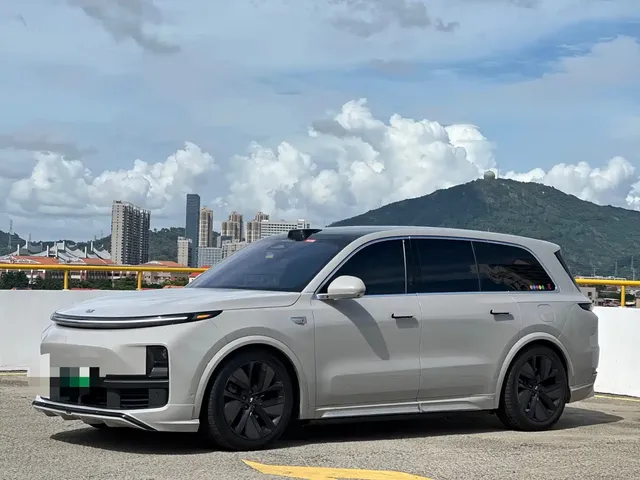 Li Auto Li Xiang L9 2024 Model Ultra