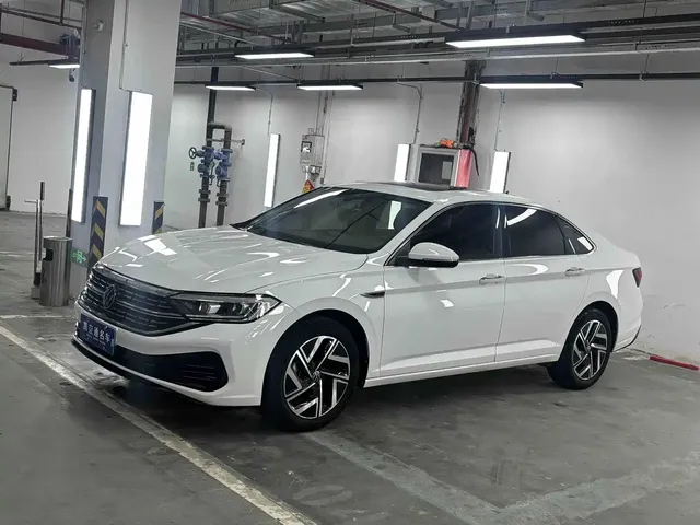 Volkswagen Sagitar 2023 300TSI DSG Surpassing Edition