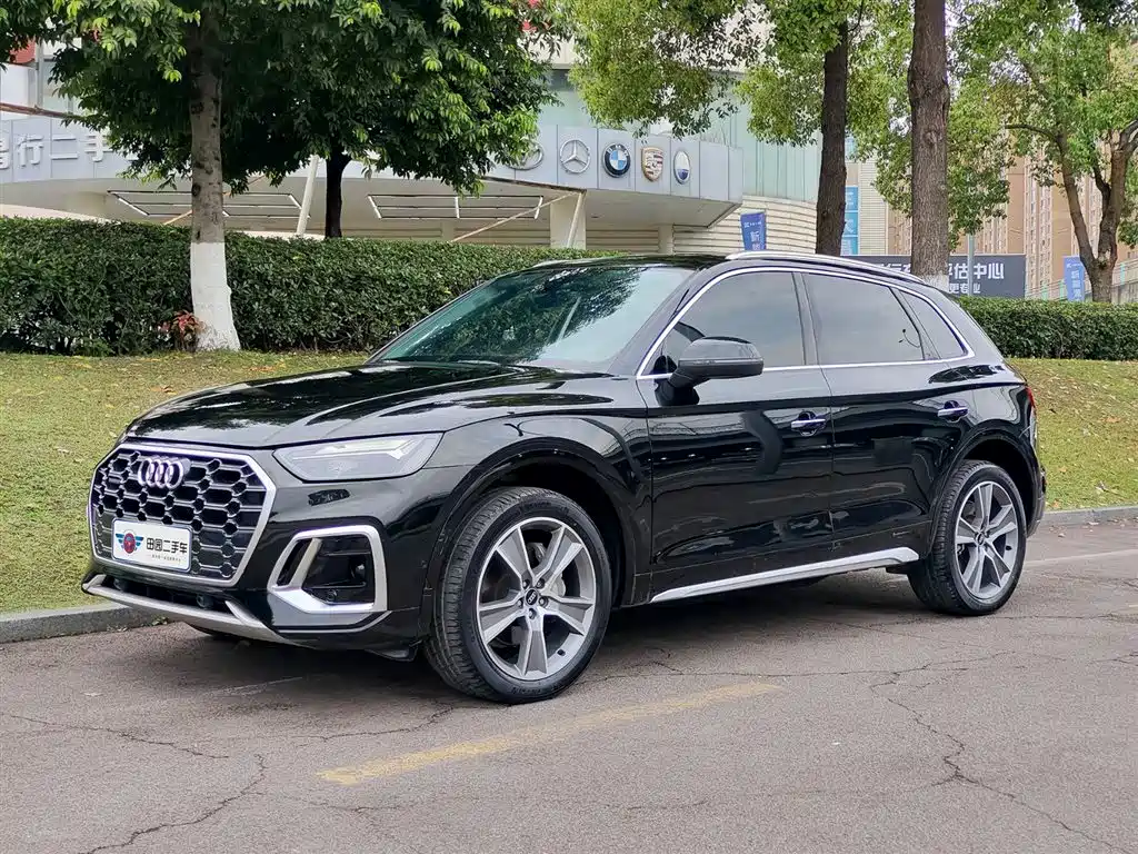 Audi Q5L 2022 45T Luxury Dynamic