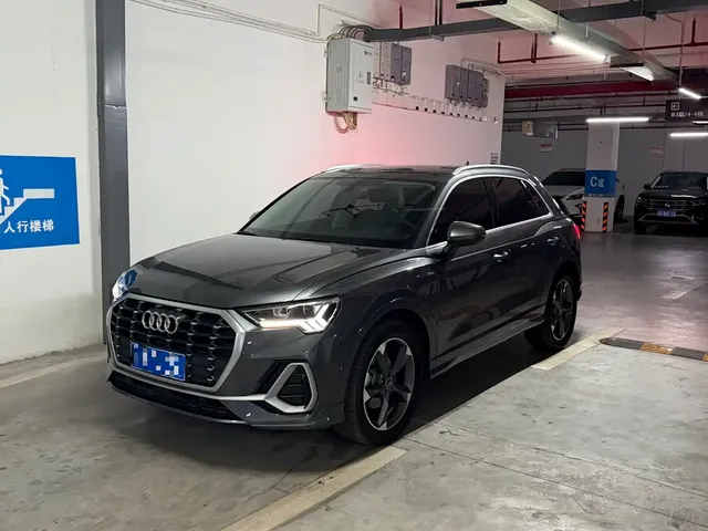 Audi Q3 2023 35 TFSI Fashion Dynamic (1.4T)