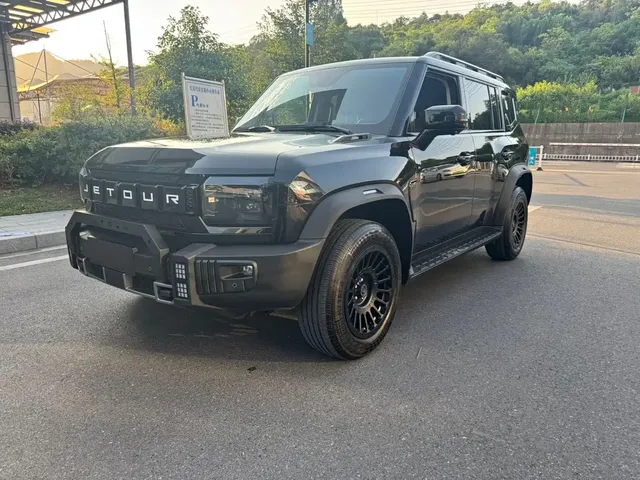 Jetour Traveler 2023 Model 1.5T 2WD Discovery PRO
