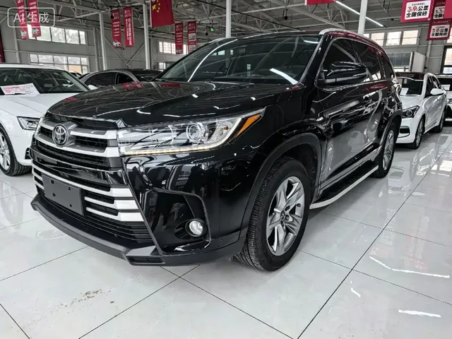 Toyota Highlander 2021 2.0T FWD Luxury 7-Seater