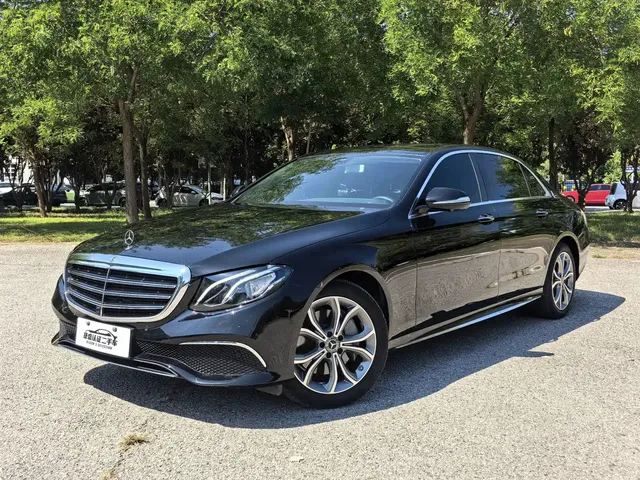 Mercedes-Benz E-Class 2020 E 300 L Sport Fashion Model