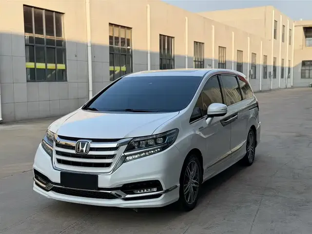 Honda Elysion 2019 2.0L Hybrid Luxury Edition