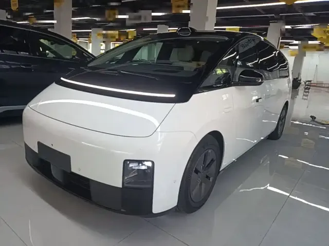 Li Auto MEGA 2024 Ultra