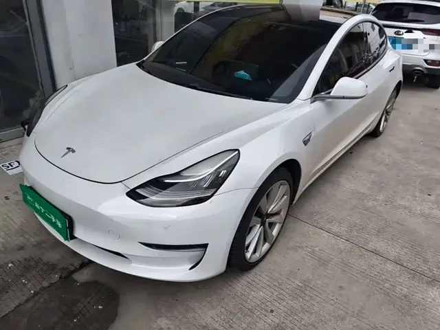 Tesla Model 3 (Import) 2019 Long Range All-Wheel Drive Edition