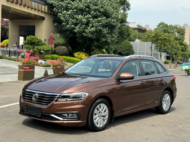 Volkswagen Lavida 2018 Hatchback 200TSI DSG Comfort Edition China V