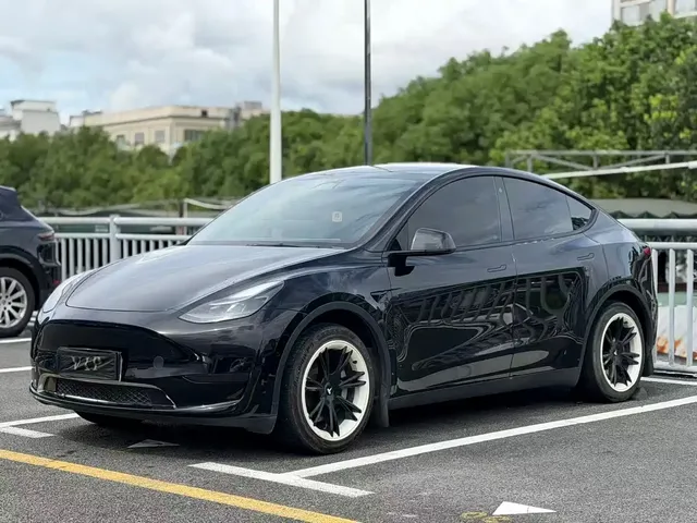 Tesla Model Y 2023 Rear-Wheel Drive Edition