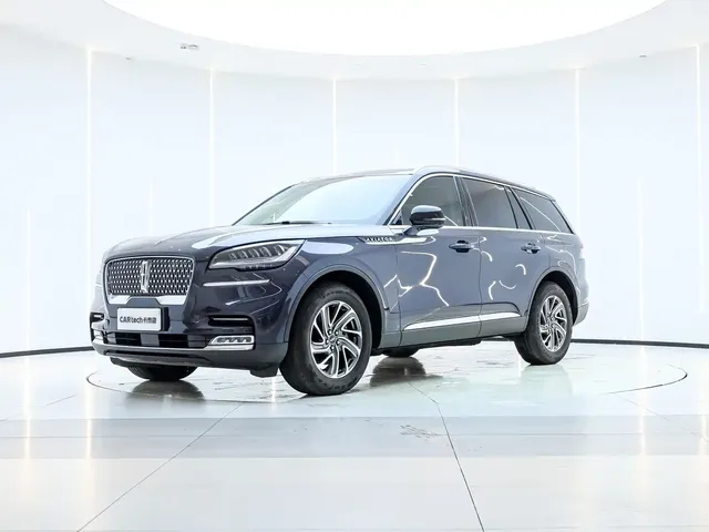 Lincoln Aviator 2023 3.0T V6 AWD Premium Cruise Edition 6-Seater
