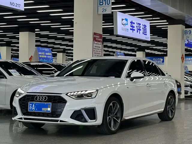 Audi A4L 2020 40 TFSI Fashion Dynamic Edition