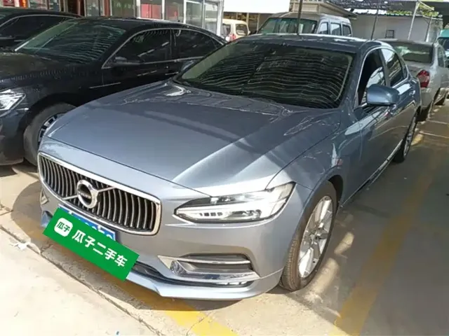 Volvo S90 2020 T5 Momentum Luxury Edition