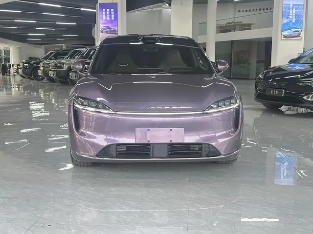 Zhijie Luxeed R7 2024 Pure Electric 736km Ultra