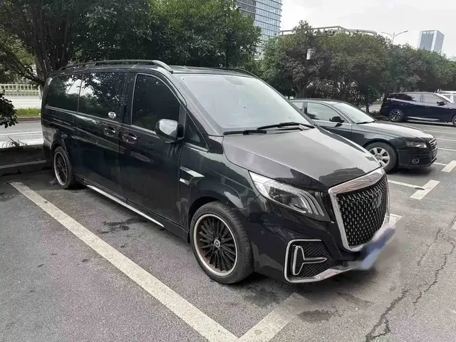 Mercedes-Benz Vito 2021 2.0T Business Edition 7-seater