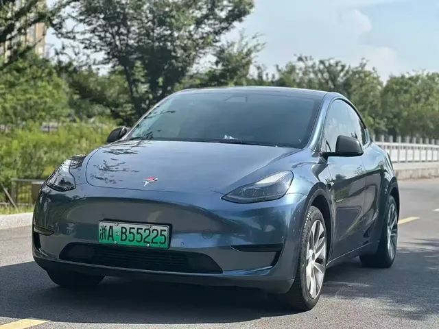 Tesla Model Y 2022 Facelift Rear-Wheel Drive Version