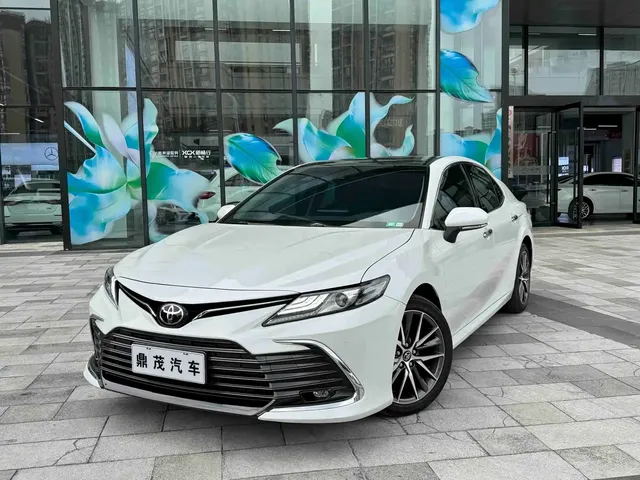 Toyota Camry 2021 2.5G Luxury Edition