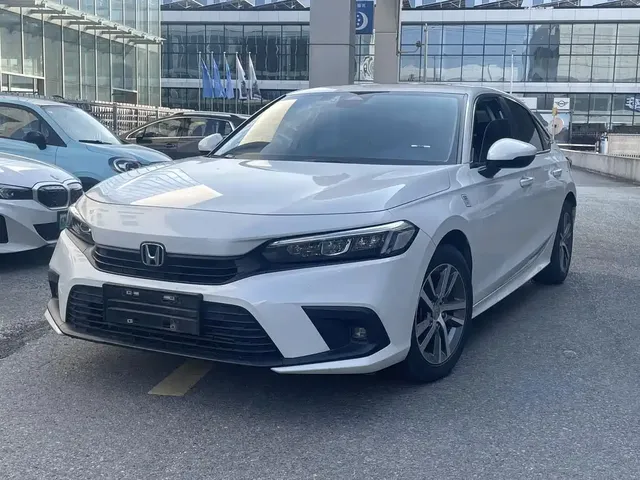 Honda Civic 2023 240TURBO CVT Dynamic Edition
