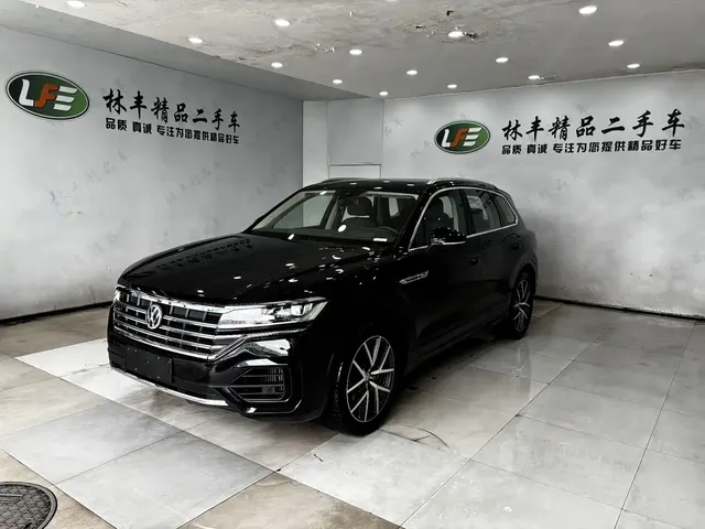 Volkswagen Touareg 2019 3.0TSI Sharp Edge Edition China V