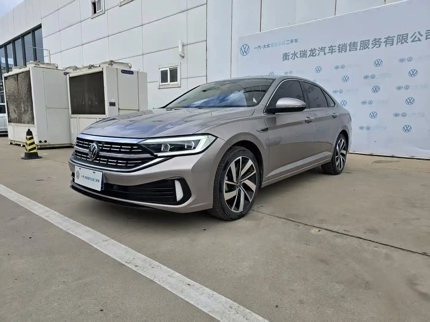 Volkswagen Sagitar 2023 300TSI DSG Excellence Edition