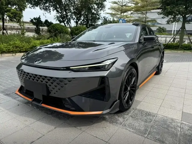 Changan UNI-V 2024 1.5T Deluxe Sport