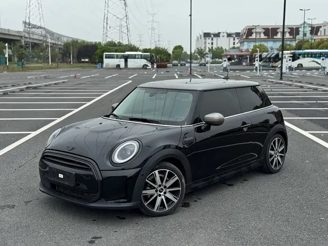 MINI MINI 2022 1.5T COOPER Artist