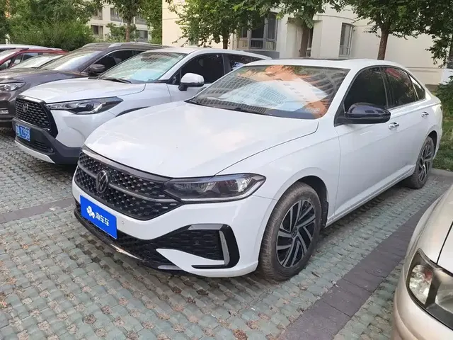 Volkswagen Lavida 2024 Model 300TSI DSG Starlight Leading Edition