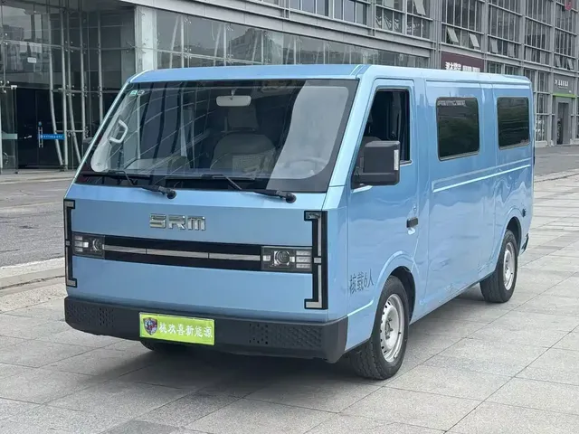 SRM Xinyuan E3L 2024 Standard 6-Seater Bus