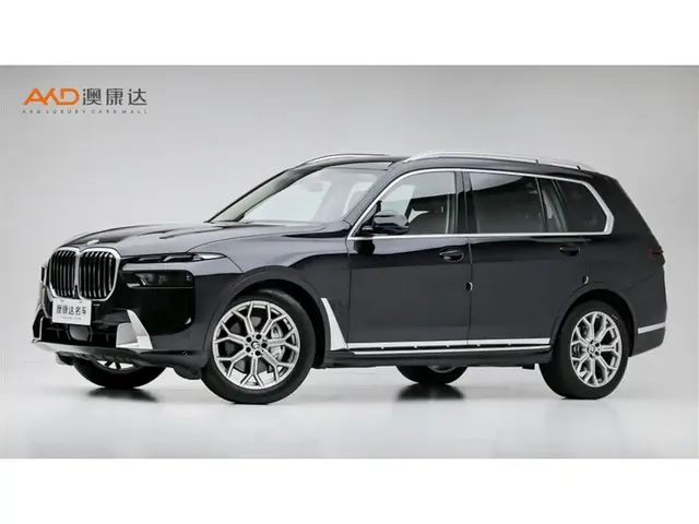 BMW X7 2023 xDrive40i Leading Luxury Package